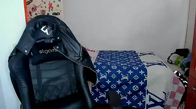 Tommy Bred online show from 02/02/25, 04:32