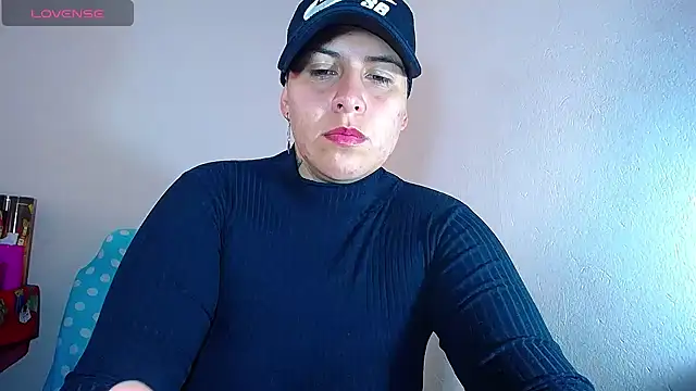 Yessi rousse online show from 12/28/24, 03:26