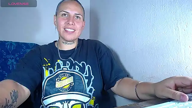 Yessi rousse online show from 01/03/25, 11:44