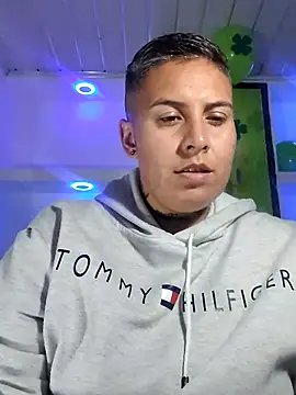 Yessi rousse online show from 03/19/25, 05:28