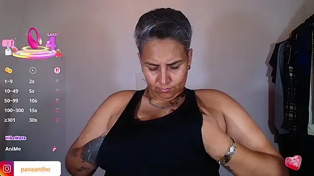 Yessi rousse online show from 10/23/25, 02:33