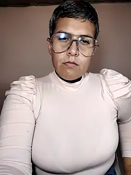 Yessi rousse online show from 01/14/26, 09:52