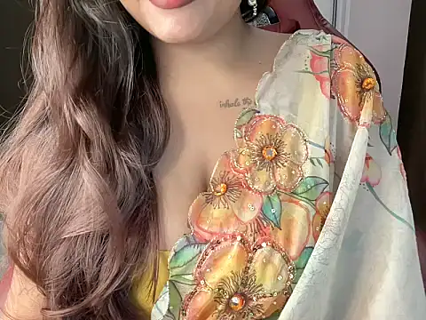 Snapshot of shanayaaa_1 chatting on 02/17/26, 06:47 shanayaaa 1 online show from 02/17/26, 06:47