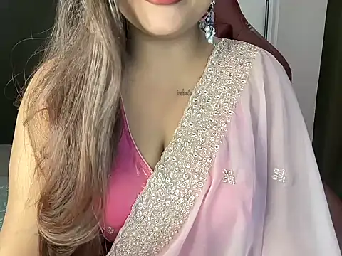 Snapshot of shanayaaa_1 chatting on 02/18/26, 06:48 shanayaaa 1 online show from 02/18/26, 06:48