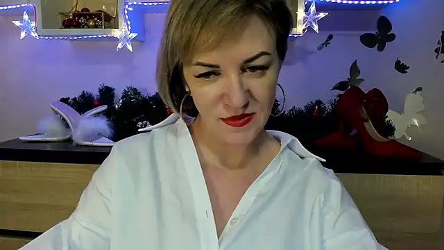 Snapshot of feliziaDesire chatting on 12/28/24, 09:52 feliziaDesire online show from 12/28/24, 09:52