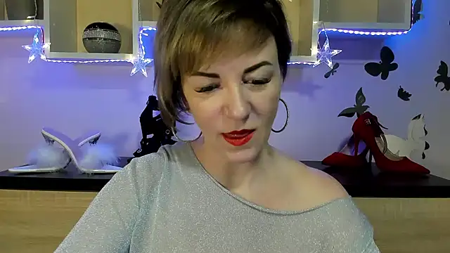 Snapshot of feliziaDesire chatting on 01/15/25, 04:57 feliziaDesire online show from 01/15/25, 04:57