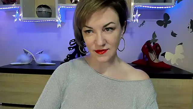 Snapshot of feliziaDesire chatting on 01/25/25, 03:51 feliziaDesire online show from 01/25/25, 03:51