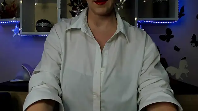 Snapshot of feliziaDesire chatting on 02/03/25, 05:07 feliziaDesire online show from 02/03/25, 05:07