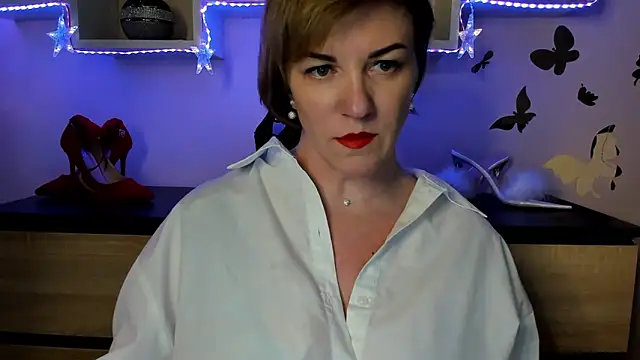 Snapshot of feliziaDesire chatting on 03/15/25, 10:03 feliziaDesire online show from 03/15/25, 10:03