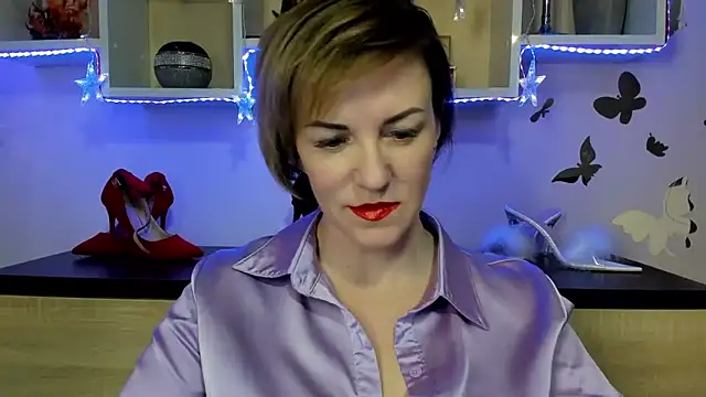 Snapshot of feliziaDesire chatting on 03/19/25, 01:40 feliziaDesire online show from 03/19/25, 01:40