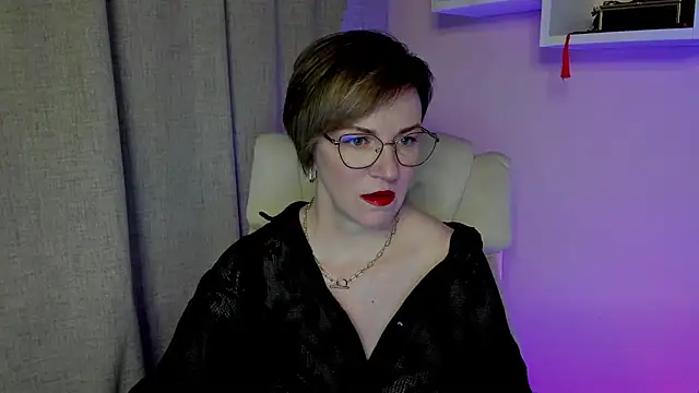 Snapshot of feliziaDesire chatting on 05/26/26, 12:56 feliziaDesire online show from 05/26/26, 12:56