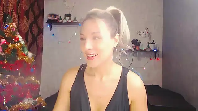 MillaXQueen online show from 12/16/24, 04:23