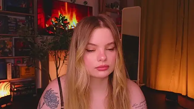 Snapshot of Hottie_Jane chatting on 10/16/25, 06:53 Hottie Jane online show from 10/16/25, 06:53