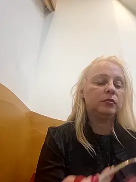 martachatte online show from 04/17/26, 05:49