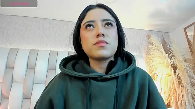 Rebeca jones online show from 03/10/26, 12:32