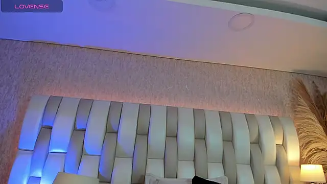 Rebeca jones online show from 03/14/26, 12:21