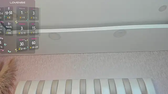 Snapshot of Rebeca_jones chatting on 05/14/26, 12:12 Rebeca jones online show from 05/14/26, 12:12