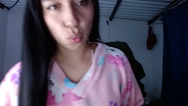 Snapshot of xx_nath_xx chatting on 02/17/26, 02:30 xx nath xx online show from 02/17/26, 02:30