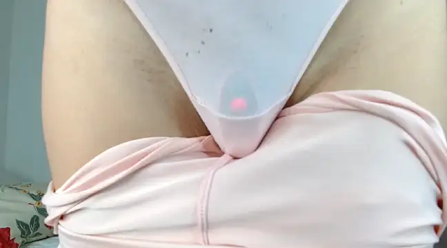 Snapshot of Nayade chatting on 02/06/25, 02:33 Nayade online show from 02/06/25, 02:33