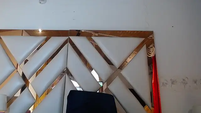 nathaly low1 online show from 04/11/26, 12:53