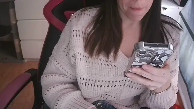 LunaGuerraxx online show from 03/13/26, 08:32