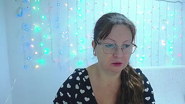 VanessaHotts online show from 01/14/25, 06:02