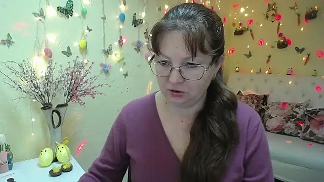 VanessaHotts online show from 04/03/26, 05:05