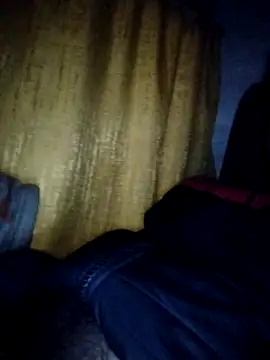 Snapshot of Sanny212 chatting on 12/09/24, 03:44 Sanny212 online show from 12/09/24, 03:44