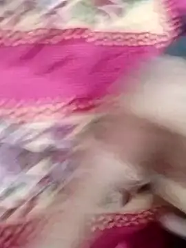 Snapshot of Sanny212 chatting on 12/10/24, 04:27 Sanny212 online show from 12/10/24, 04:27