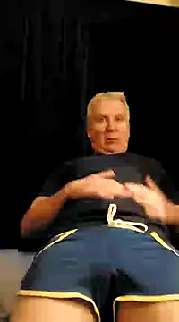 Snapshot of deromeo7 chatting on 02/04/25, 09:28 deromeo7 online show from 02/04/25, 09:28