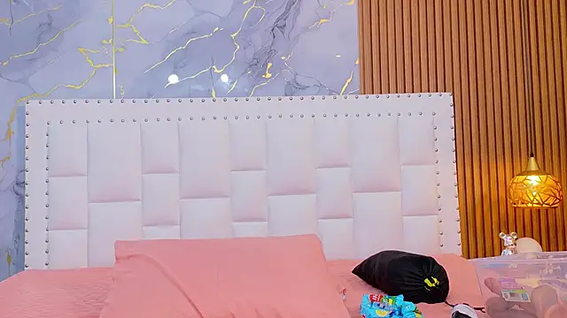 naughty ebonyy online show from 09/24/25, 02:59