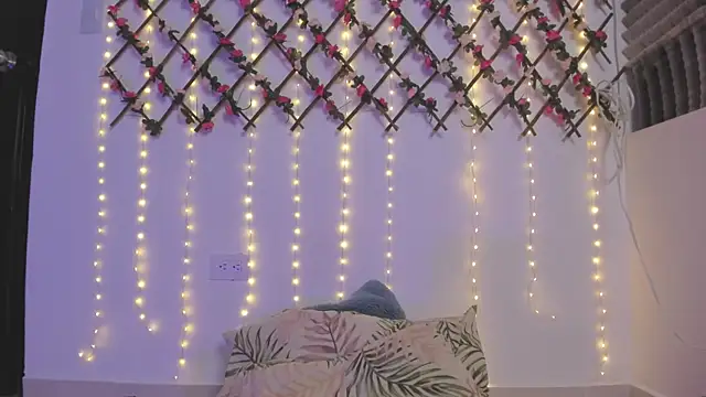 naughty ebonyy online show from 04/18/26, 12:42