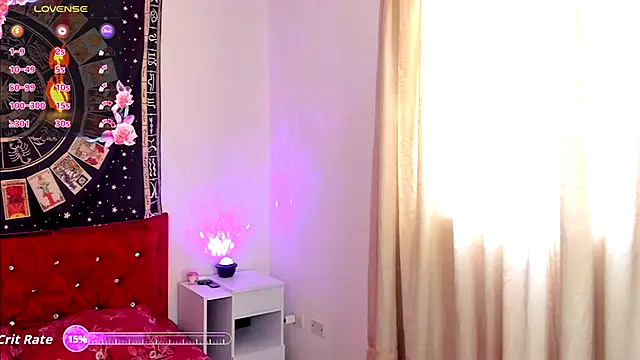 Snapshot of luna_del_rey_ chatting on 09/27/25, 04:45 luna del rey online show from 09/27/25, 04:45