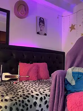 lonely shewolf online show from 02/21/26, 06:42