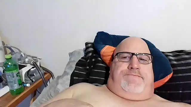 Bigbear0563 online show from 01/17/25, 03:43