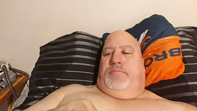 Bigbear0563 online show from 02/06/25, 04:25