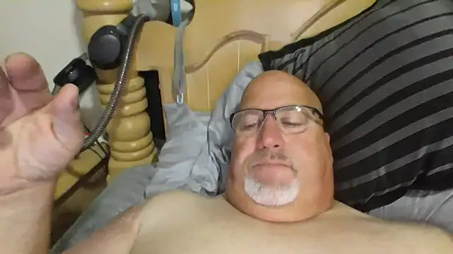 Bigbear0563 online show from 09/10/25, 04:51