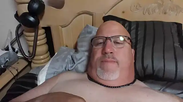 Bigbear0563 online show from 09/28/25, 07:03