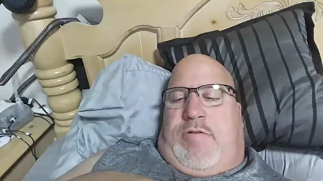 Bigbear0563 online show from 11/14/25, 05:39