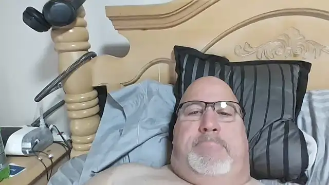 Bigbear0563 online show from 12/02/25, 05:52