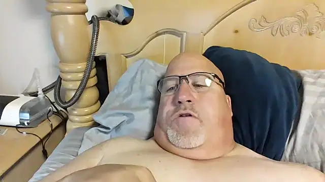 Bigbear0563 online show from 04/17/26, 04:32