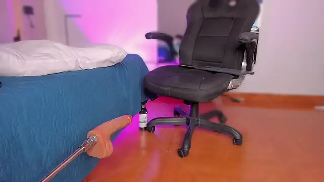 Emmily Savage online show from 01/31/26, 07:11