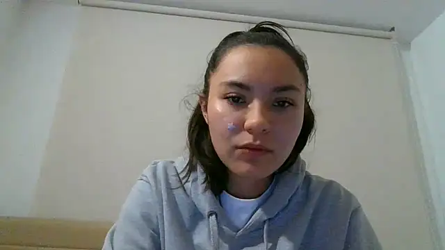 Snapshot of _andygirl chatting on 05/15/26, 12:06 andygirl online show from 05/15/26, 12:06