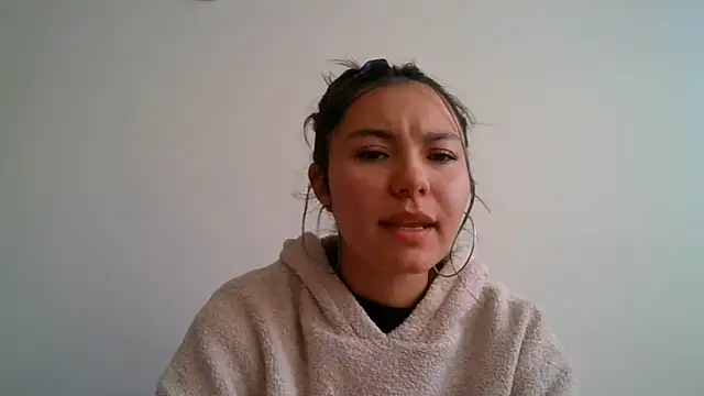 Snapshot of _andygirl chatting on 05/20/26, 07:20 andygirl online show from 05/20/26, 07:20