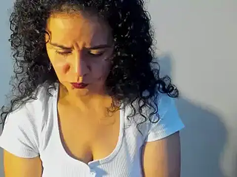 Snapshot of Sami_Hotie1 chatting on 02/04/25, 08:17 Sami Hotie1 online show from 02/04/25, 08:17