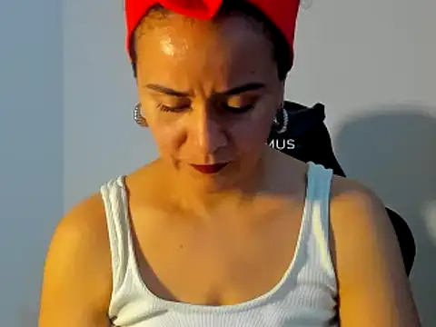 Snapshot of Sami_Hotie1 chatting on 03/17/25, 08:30 Sami Hotie1 online show from 03/17/25, 08:30