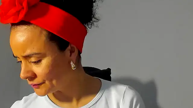 Snapshot of Sami_Hotie1 chatting on 09/14/25, 08:19 Sami Hotie1 online show from 09/14/25, 08:19