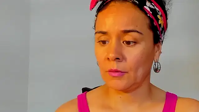 Snapshot of Sami_Hotie1 chatting on 09/17/25, 09:05 Sami Hotie1 online show from 09/17/25, 09:05