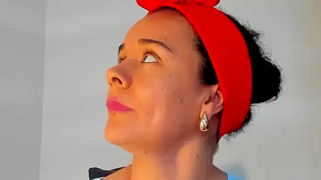 Snapshot of Sami_Hotie1 chatting on 09/19/25, 08:09 Sami Hotie1 online show from 09/19/25, 08:09