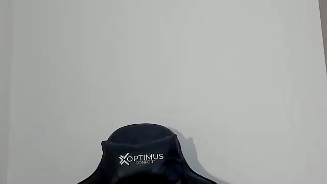 Snapshot of Sami_Hotie1 chatting on 10/15/25, 04:40 Sami Hotie1 online show from 10/15/25, 04:40